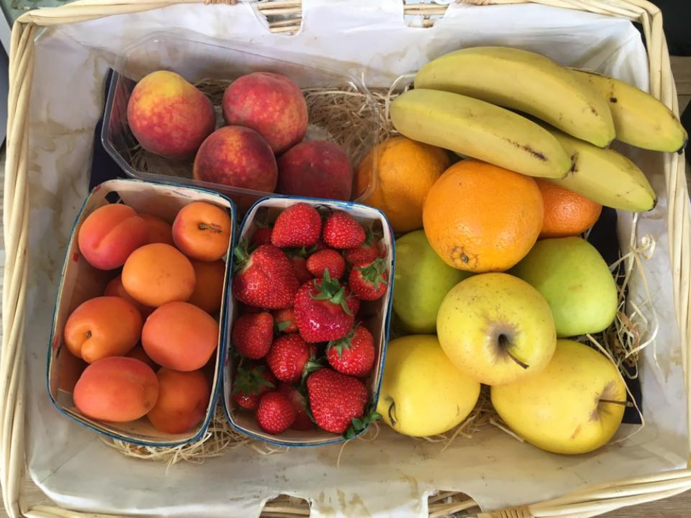 Panier de fruits frais